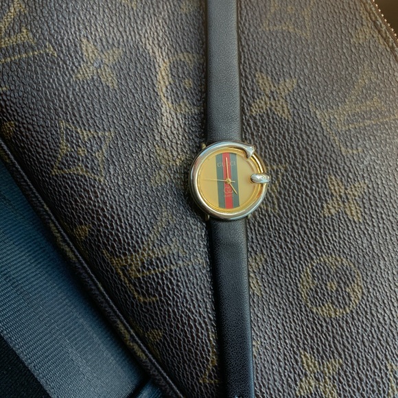 Gucci watch